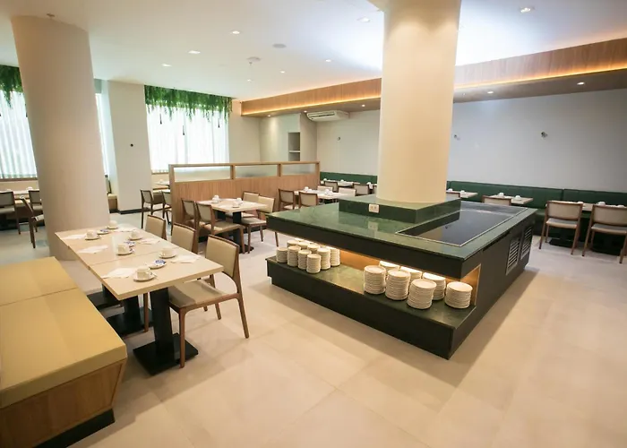 Regency Park Hotel