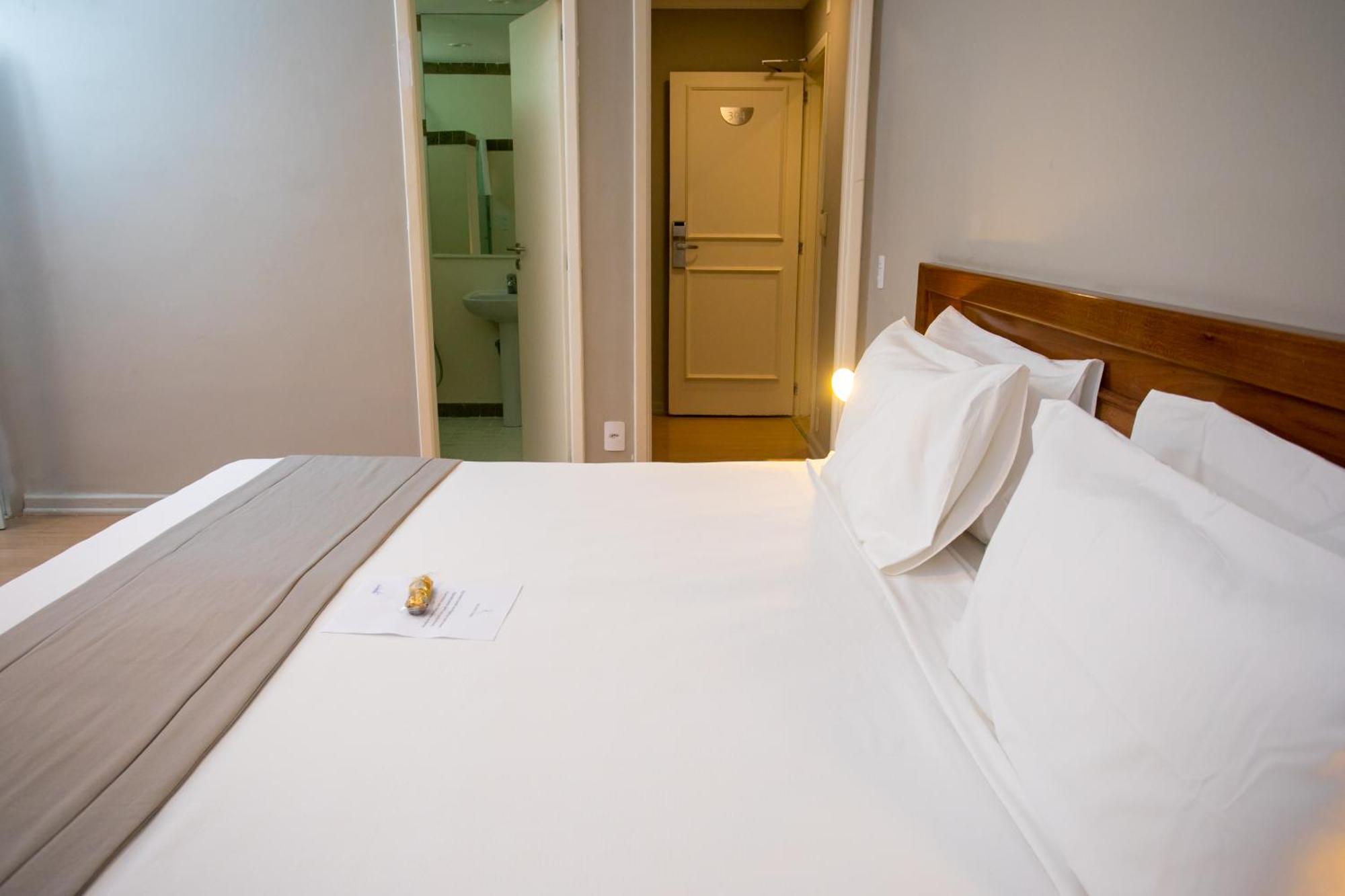 Hotel Regency Park
