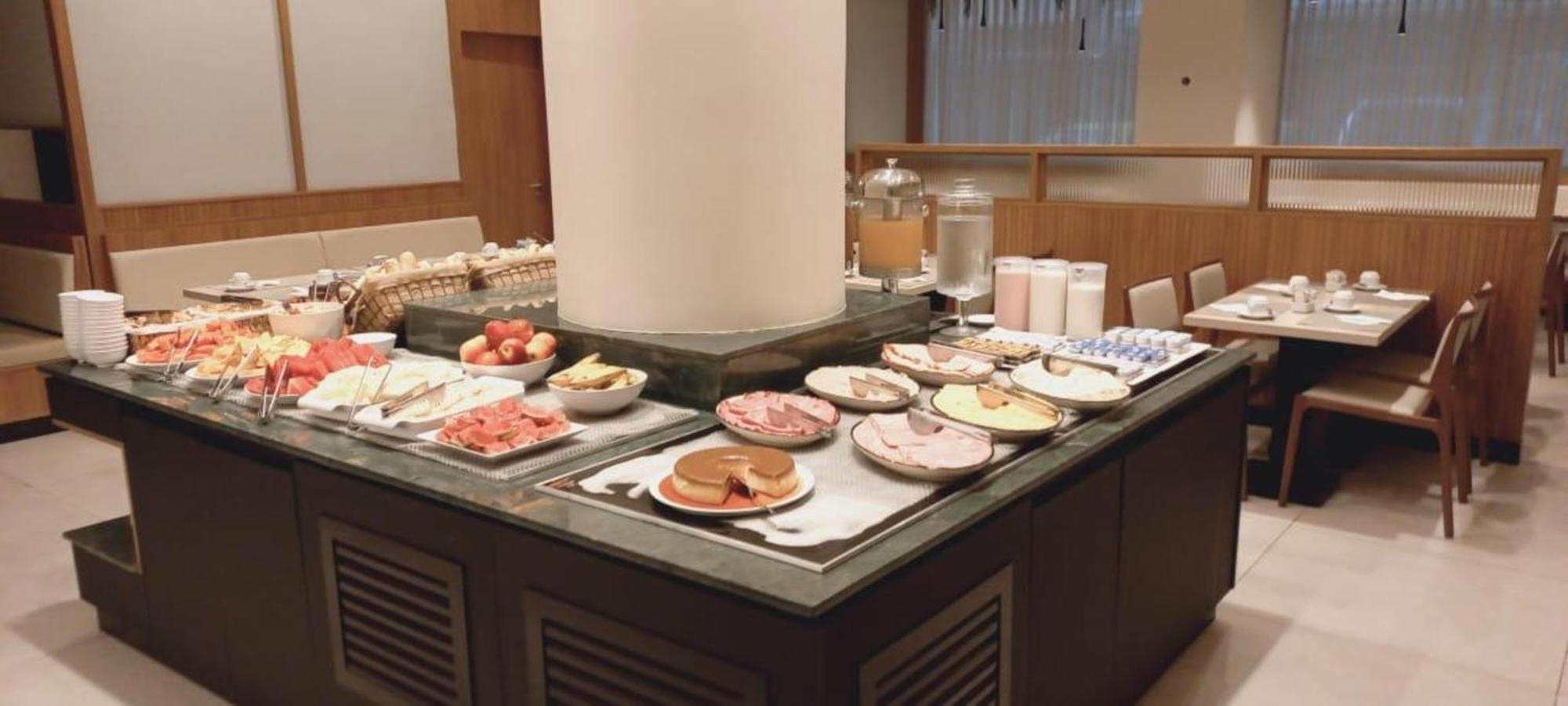 Regency Park Hotel 4*